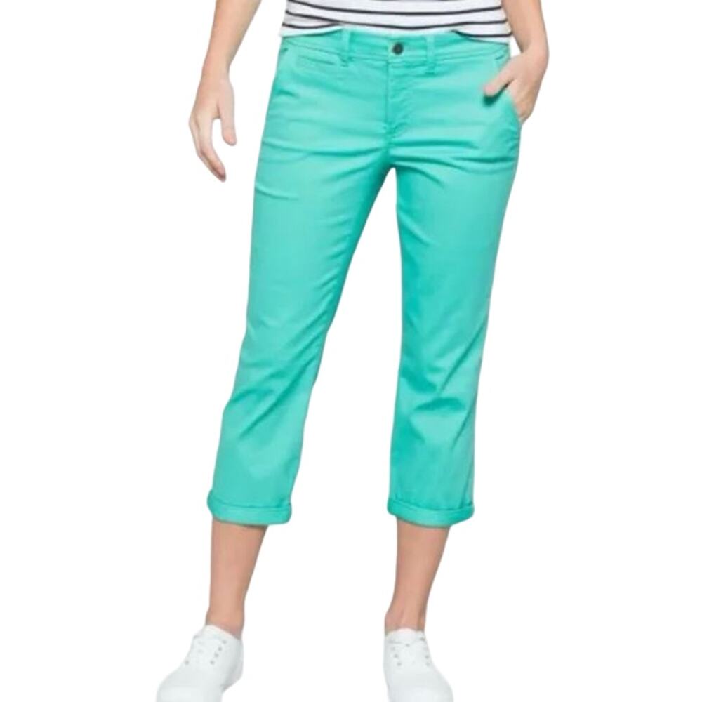 Women's Aqua Capris
